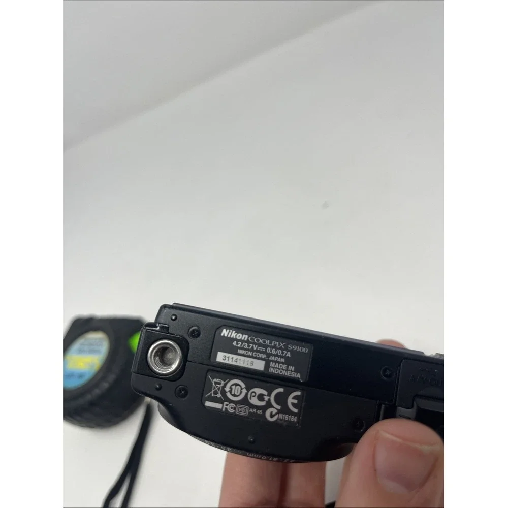 Nikon Coolpix S9100 12.1MP Digital Camera – Black –‎ For Parts Repair